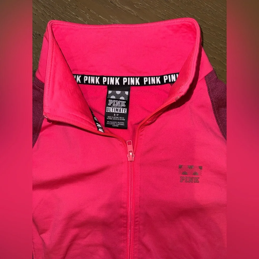 PINK Victoria's Secret Hot‎ Pink & Black Active Set - Picture 3 of 6